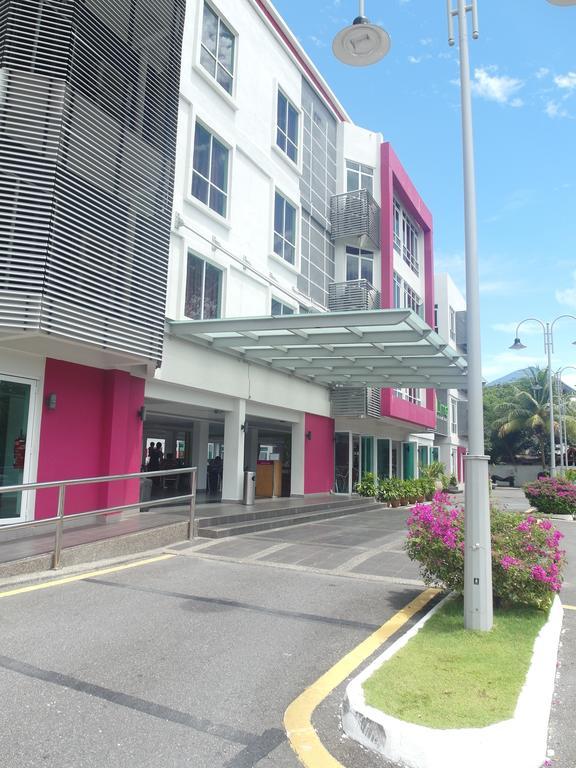 Favehotel Cenang Beach Langkawi Exterior foto